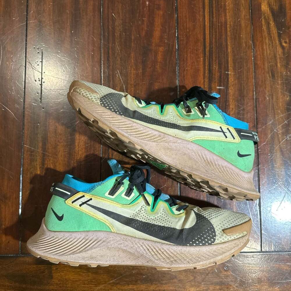 Nike Pegasus Trail 2 Running Shoes Size 10.5